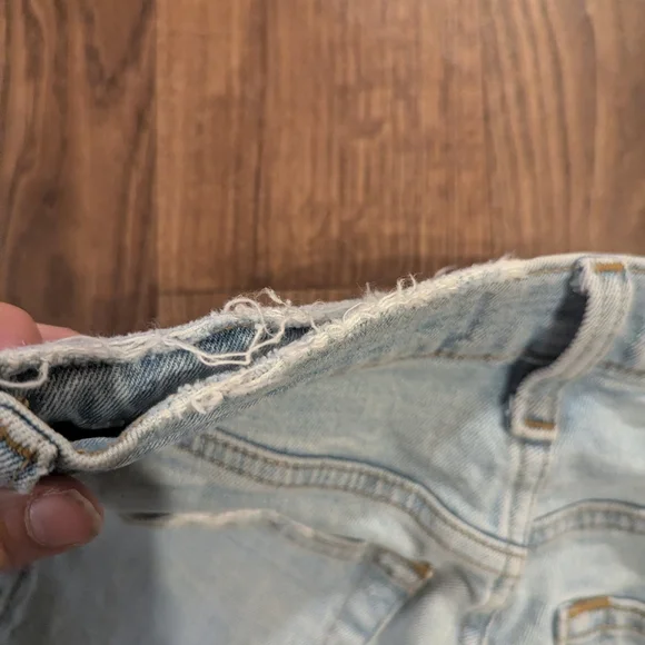 Abercrombie & Fitch Women High Rise Light Blue Jeans - Picture 8 of 8